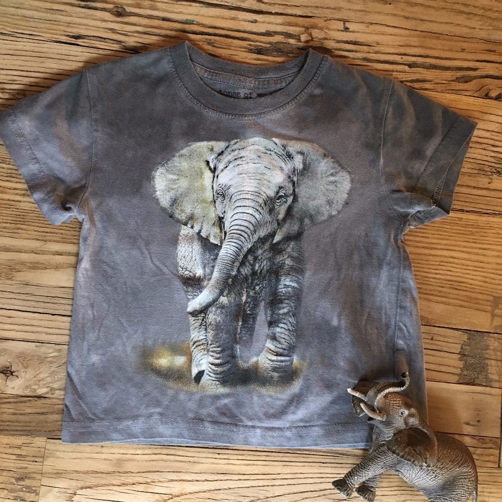Cute baby elephant Tee 100% cotton